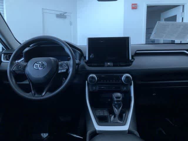 Thumbnail: 2024 Toyota RAV4 - 17