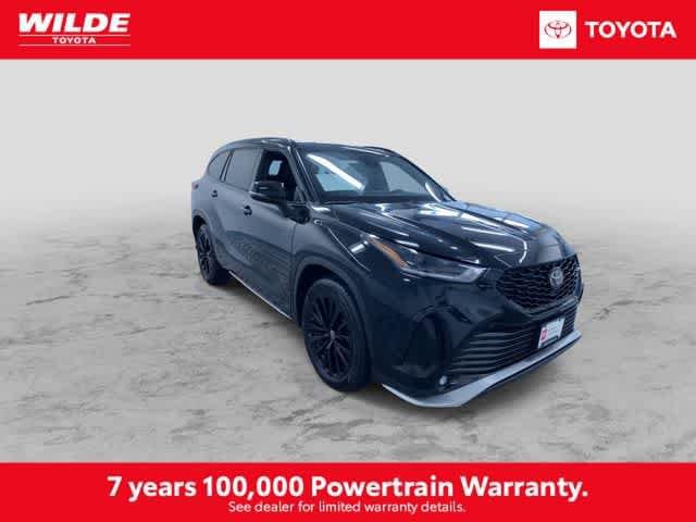 Thumbnail: 2025 Toyota Highlander - 3
