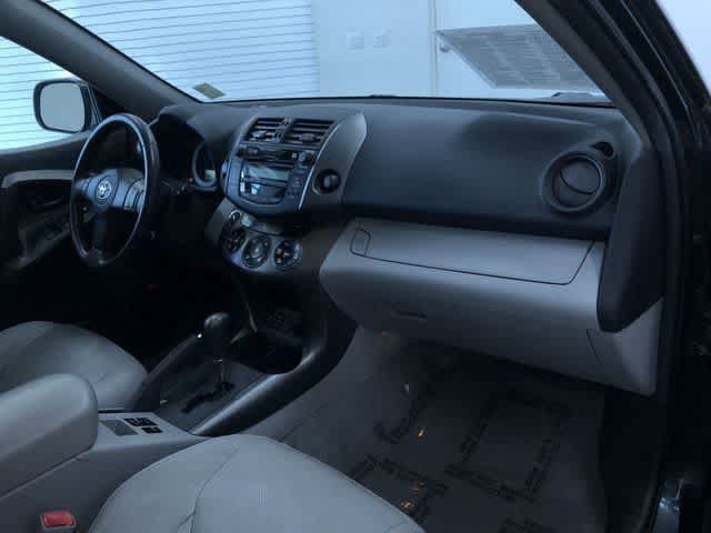 Thumbnail: 2011 Toyota RAV4 - 22