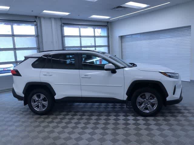 Thumbnail: 2023 Toyota RAV4 - 35