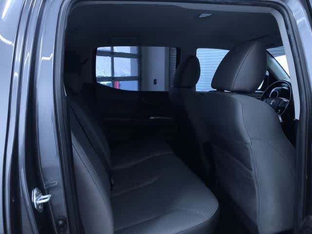 Thumbnail: 2022 Toyota Tacoma - 17