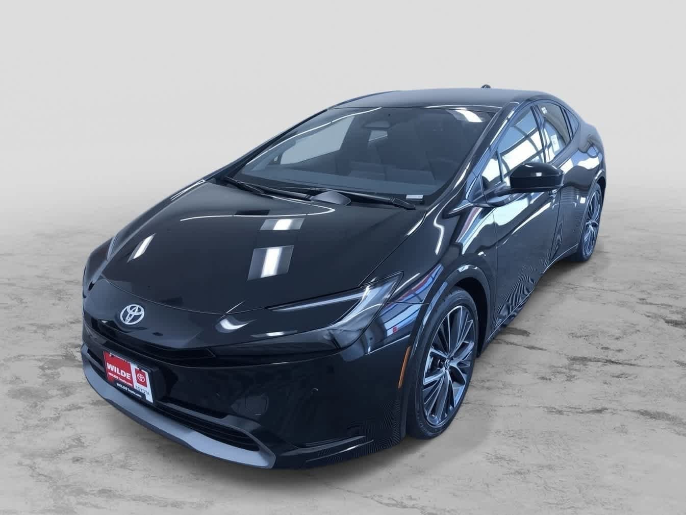 2025 Toyota Prius XLE -
                  West Allis, WI