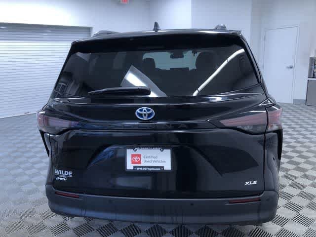 Thumbnail: 2025 Toyota Sienna - 13