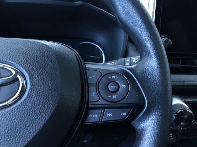 Thumbnail: 2025 Toyota RAV4 - 26