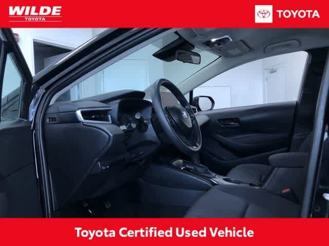 2024 Toyota Corolla LE photo 2