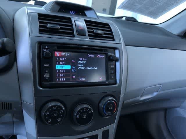 Thumbnail: 2013 Toyota Corolla - 26