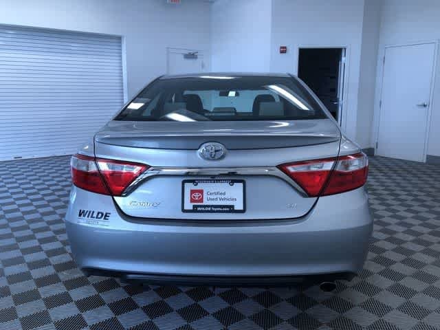 Thumbnail: 2016 Toyota Camry - 14