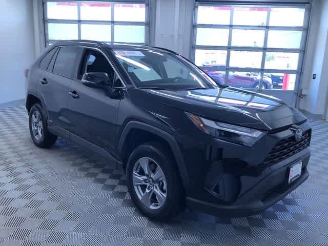 Thumbnail: 2025 Toyota RAV4 - 36