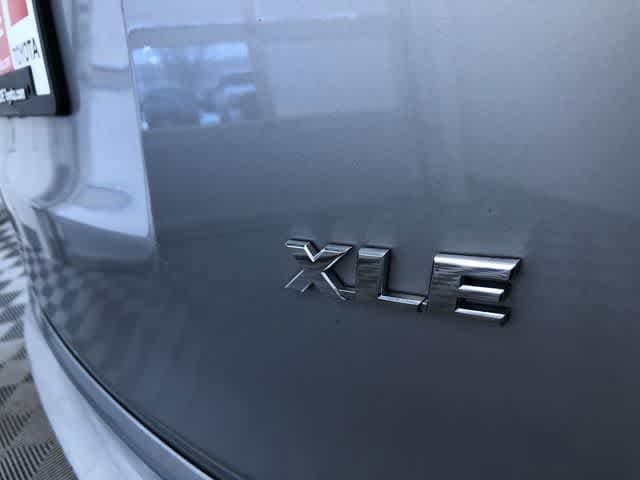 Thumbnail: 2016 Toyota RAV4 - 15