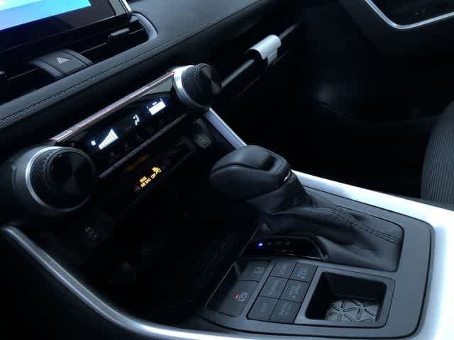 Thumbnail: 2025 Toyota RAV4 - 29