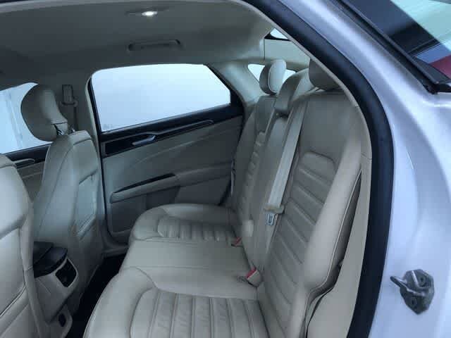 Thumbnail: 2014 Ford Fusion - 21