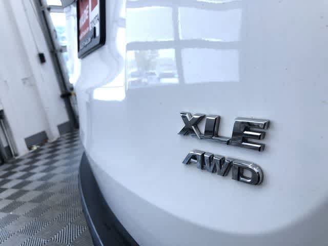 Thumbnail: 2013 Toyota RAV4 - 7