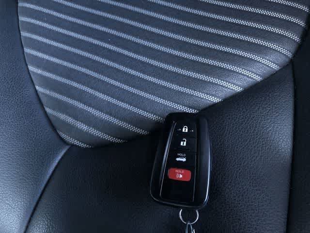 Thumbnail: 2023 Toyota Camry - 32