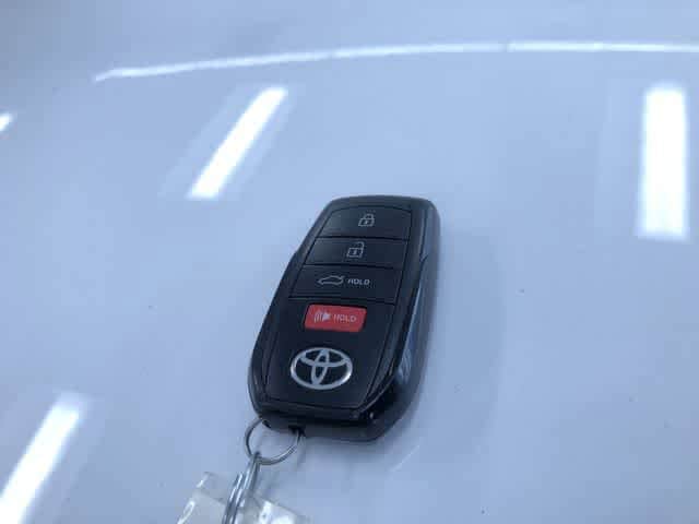 Thumbnail: 2025 Toyota Camry - 32