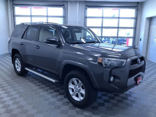 Thumbnail: 2017 Toyota 4Runner - 40