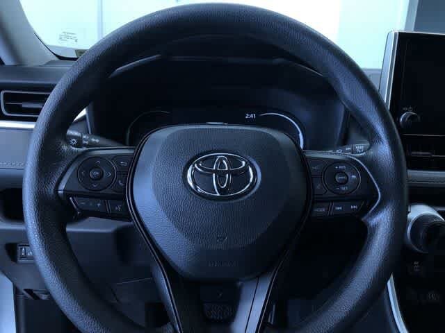 Thumbnail: 2025 Toyota RAV4 - 23