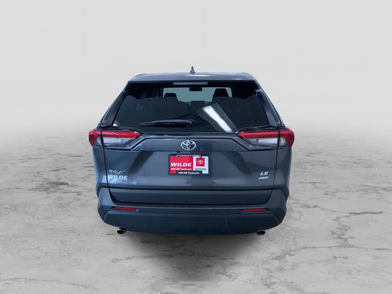 2024 Toyota RAV4 LE 8
