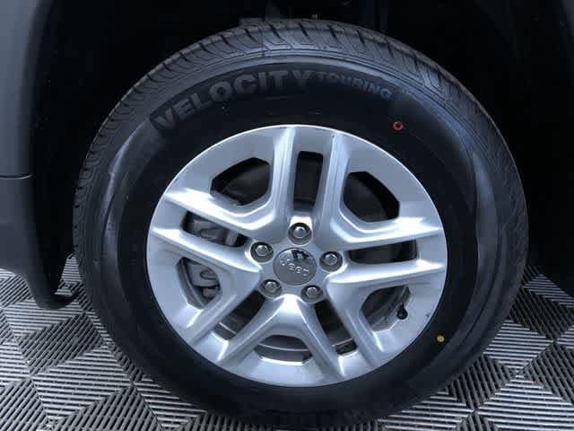 Thumbnail: 2019 Jeep Compass - 8