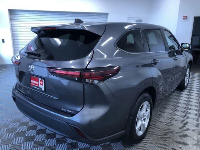 Thumbnail: 2024 Toyota Highlander - 34