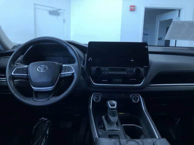 Thumbnail: 2025 Toyota Grand Highlander - 20