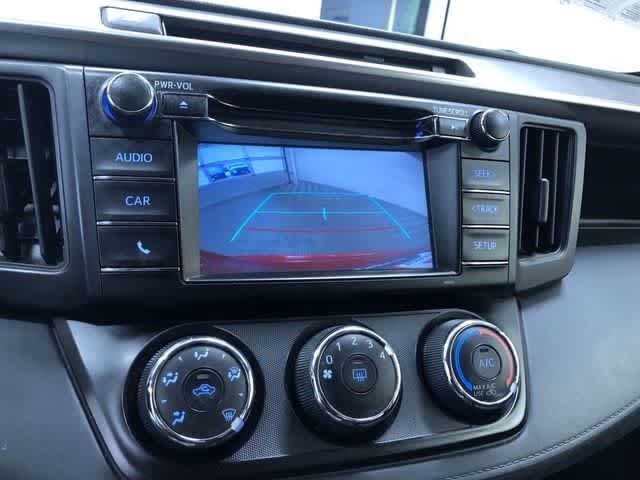 Thumbnail: 2016 Toyota RAV4 - 28