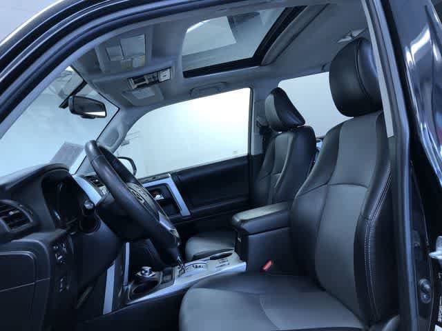 Thumbnail: 2017 Toyota 4Runner - 18