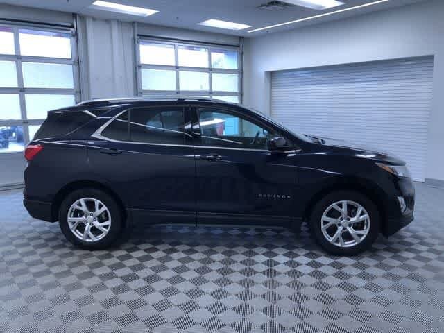 Thumbnail: 2020 Chevrolet Equinox - 35