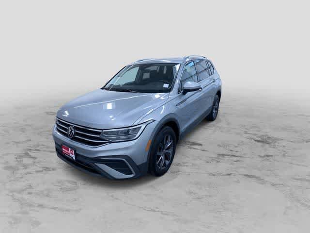 Thumbnail: 2022 Volkswagen Tiguan - 5
