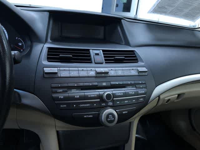 Thumbnail: 2010 Honda Accord - 25