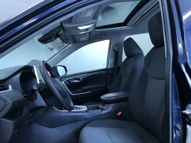 Thumbnail: 2025 Toyota RAV4 - 18