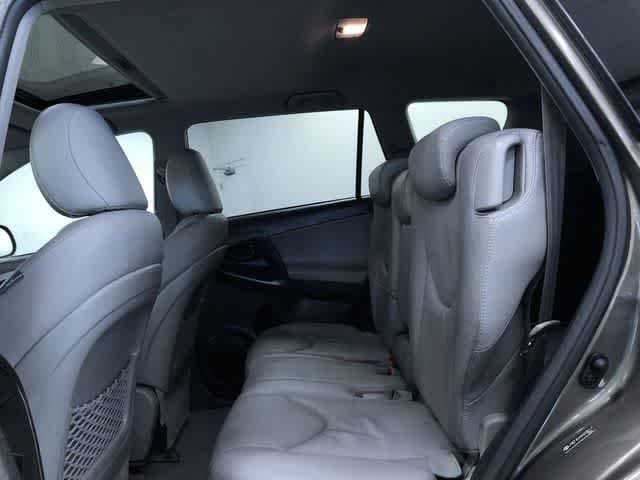 Thumbnail: 2010 Toyota RAV4 - 15