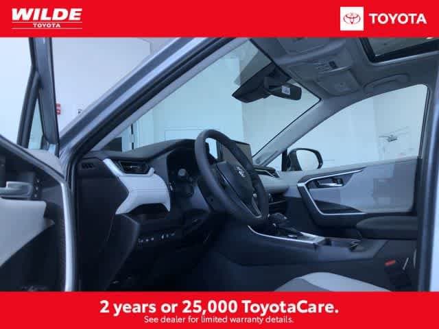 Thumbnail: 2025 Toyota RAV4 - 2