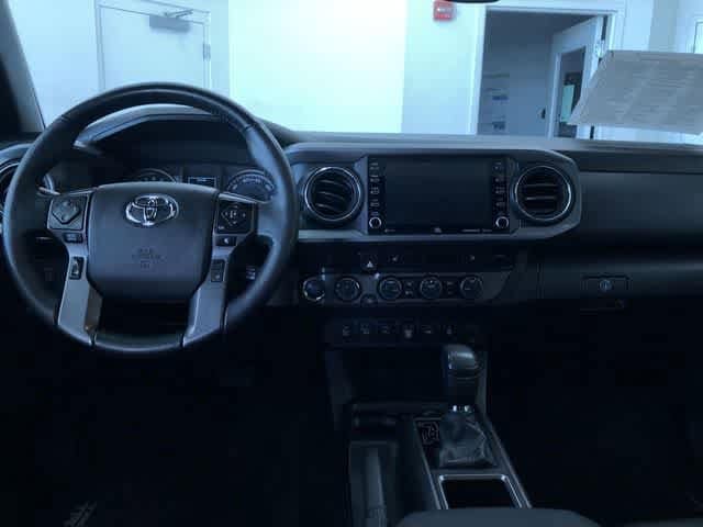 Thumbnail: 2022 Toyota Tacoma - 11