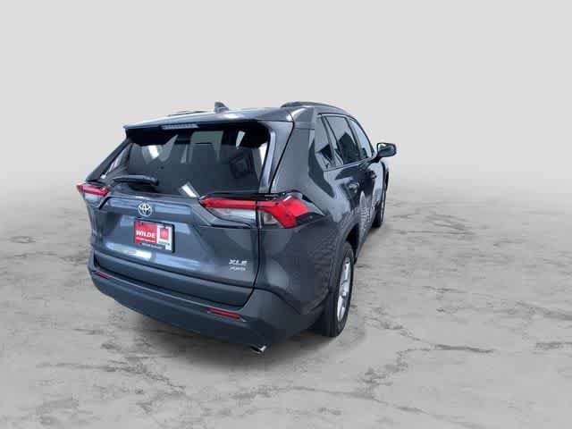 Thumbnail: 2025 Toyota RAV4 - 9