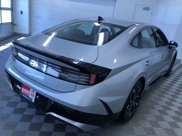 Thumbnail: 2025 Hyundai Sonata - 32