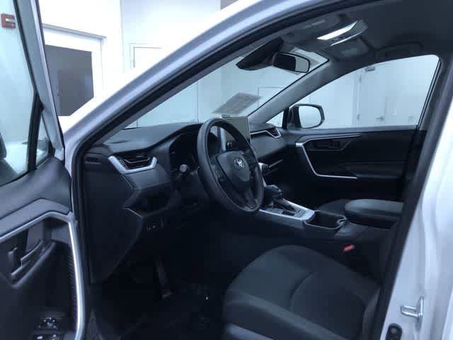 Thumbnail: 2025 Toyota RAV4 - 10