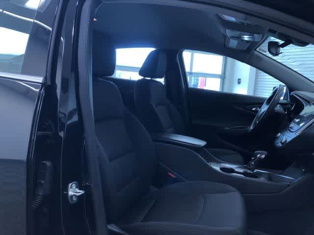 Thumbnail: 2024 Chevrolet Malibu - 15