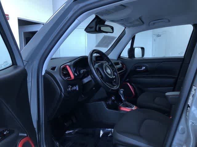 Thumbnail: 2022 Jeep Renegade - 11