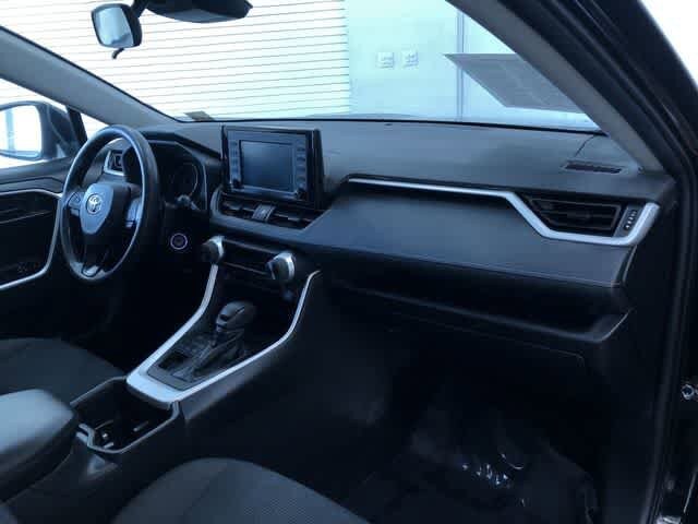 Thumbnail: 2022 Toyota RAV4 - 23