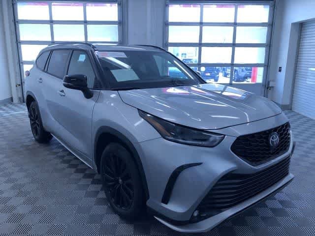 Thumbnail: 2025 Toyota Highlander - 35