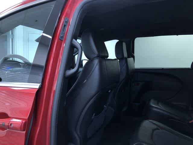 Thumbnail: 2025 Chrysler Pacifica - 20