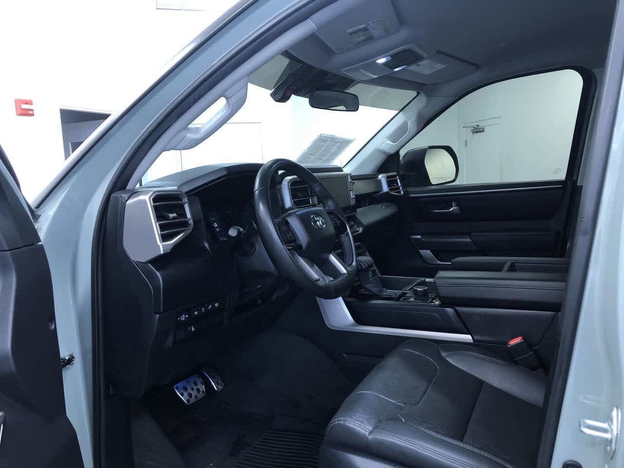 2024 Toyota Tundra SR5 2