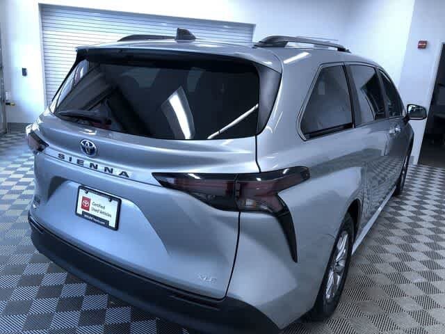 Thumbnail: 2025 Toyota Sienna - 35
