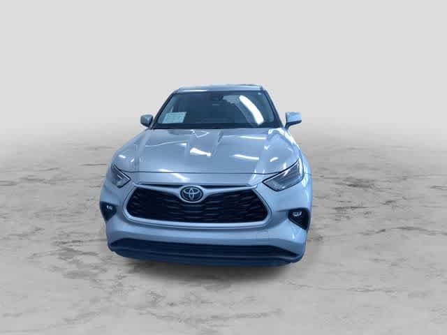 Thumbnail: 2024 Toyota Highlander - 4