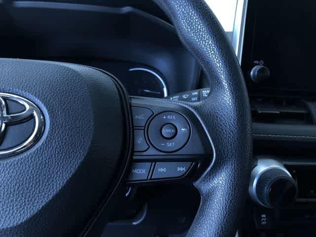 Thumbnail: 2025 Toyota RAV4 - 26