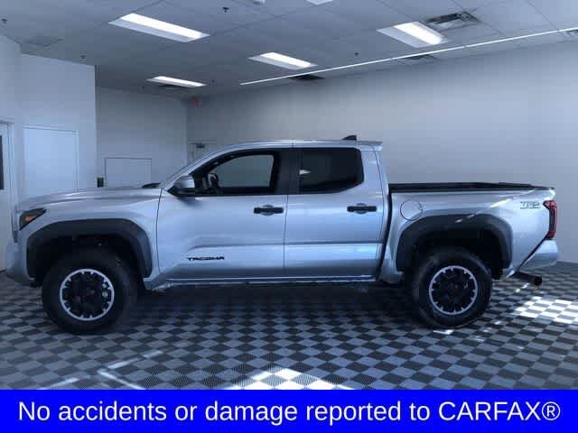 2024 Toyota Tacoma TRD photo 3