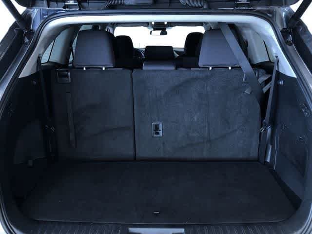 Thumbnail: 2024 Toyota Highlander - 34