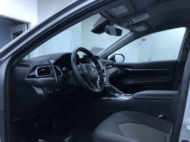 Thumbnail: 2023 Toyota Camry - 10