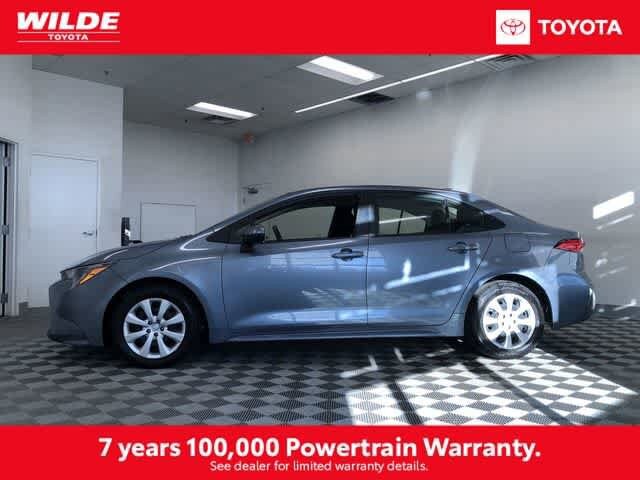 2020 Toyota Corolla LE photo 3