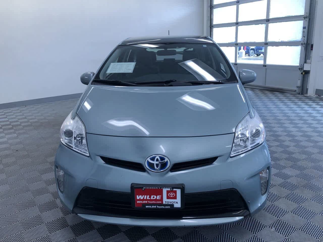 Thumbnail: 2013 Toyota Prius - 14